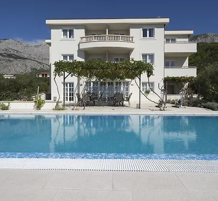 Apartmani Villa Athina Tucepi Exterior photo