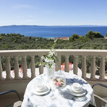 Apartmani Villa Athina Tucepi Exterior photo