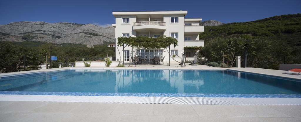 Apartmani Athina Tucepi