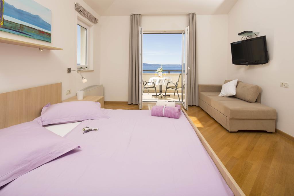 Apartmani Athina *