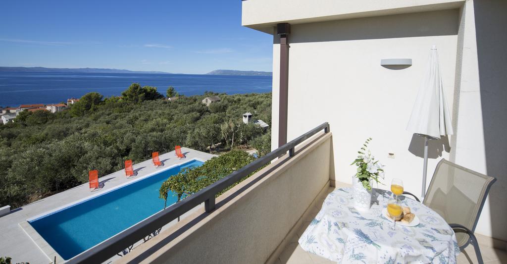 Apartmani Athina *
